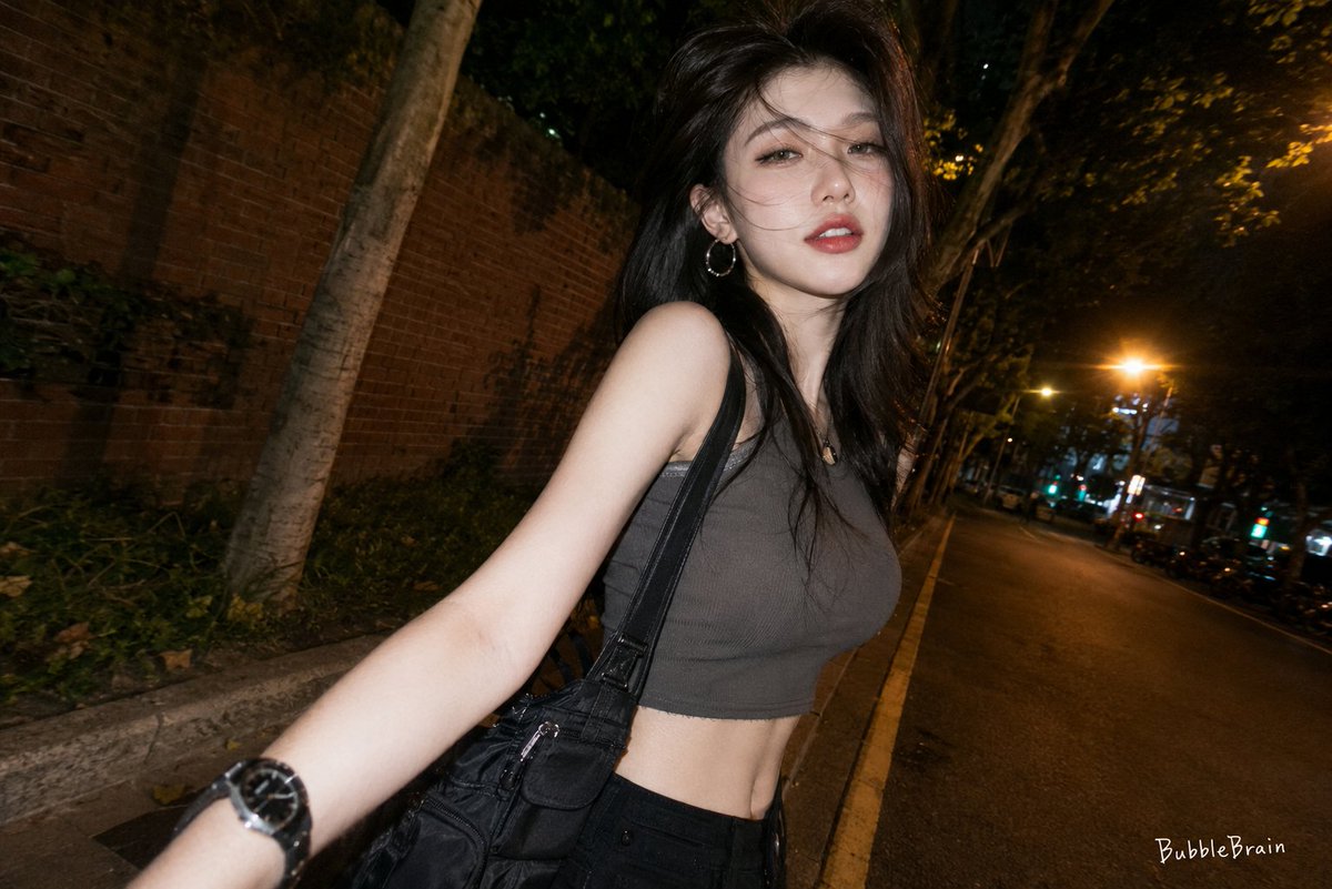 Retrato Noturno com Flash na Rua
